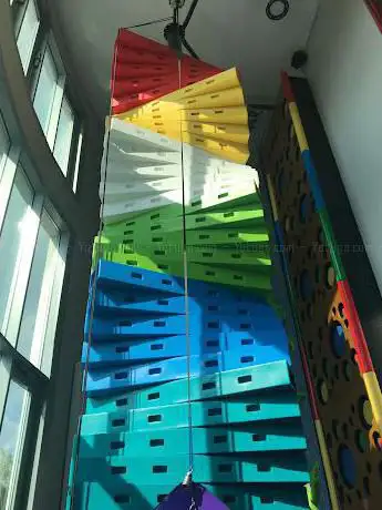 Escalade Aquastade