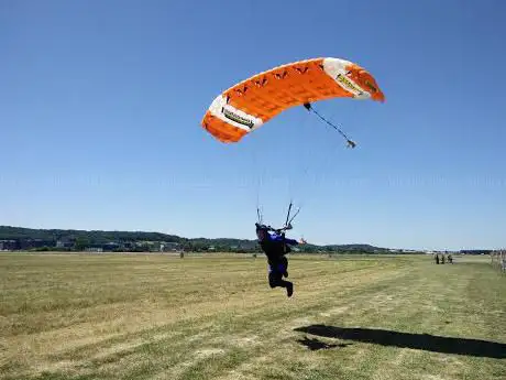 Photo de Skydiving School Agen