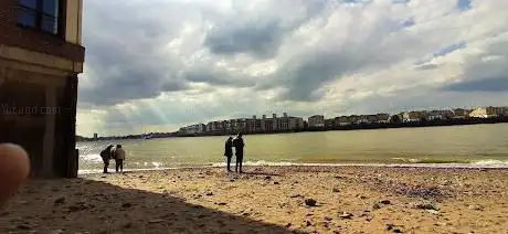 Photo de Ratcliff Beach