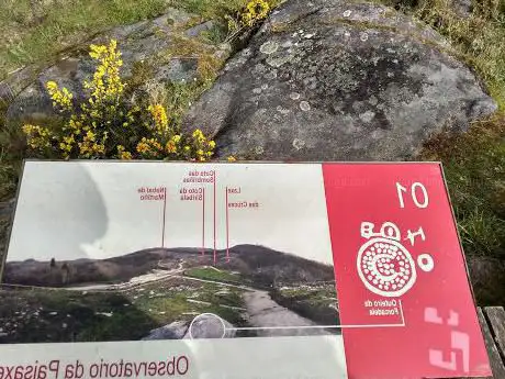 Photo de Ãrea Arqueológica de Tourón