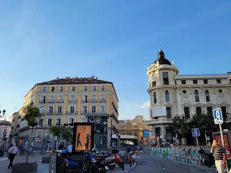 Photo de place Jacinto Benavente