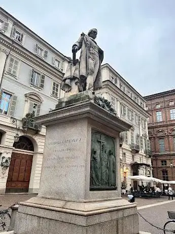 Monumento a Vincenzo Gioberti