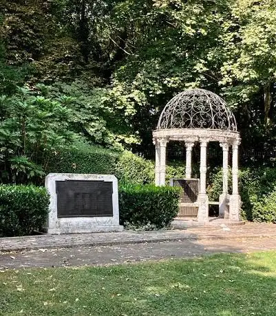 Photo de West Ham Memorial Gardens
