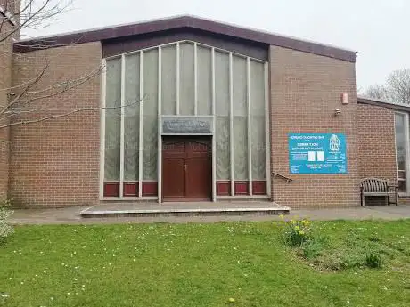 Photo de Holy Family R C Church