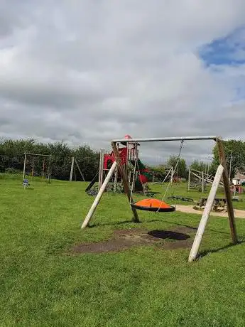 Photo de St Margaret's Play Area