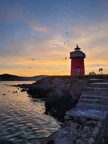 Faro dell'Isola della Maddalenetta