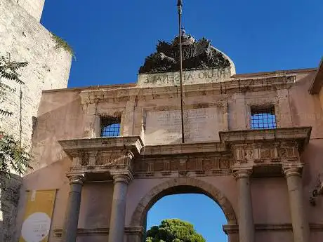 Photo de Torre di San Pancrazio