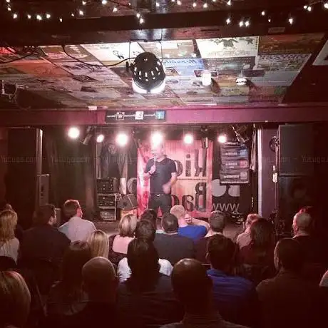 Photo de Kick Back Comedy Club
