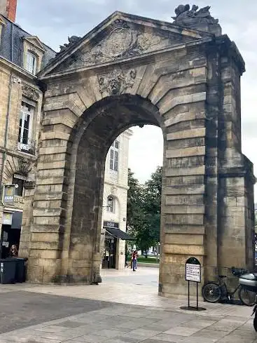 Photo de Porte Dijeaux