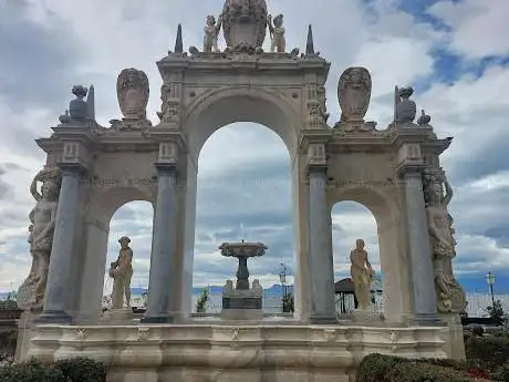 Photo de Busto di Pulcinella