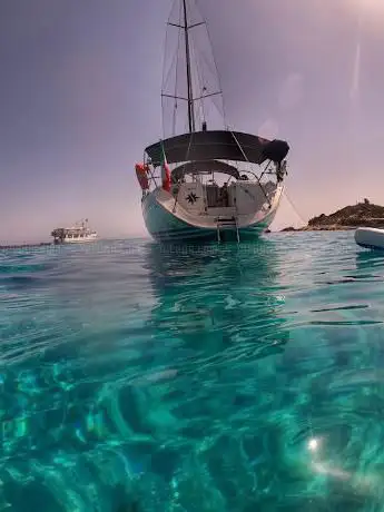 MartAle Sailing Boat