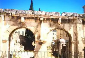 Photo de Porte d'Auguste