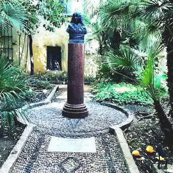 Photo de Bonaparte's House Garden - Ghjardinu di a Casa Buonaparte