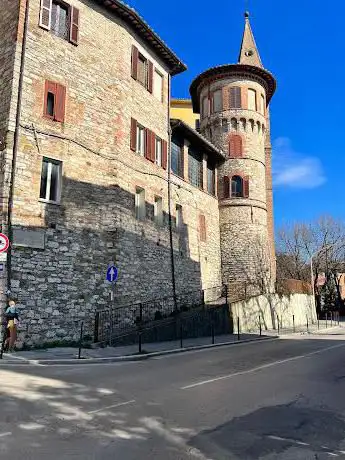 Photo de Porta di Santa Susanna