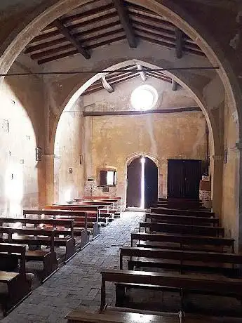 Photo de Pieve di Santa Maria in Carpino