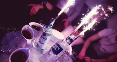 Attractive Kristal Club