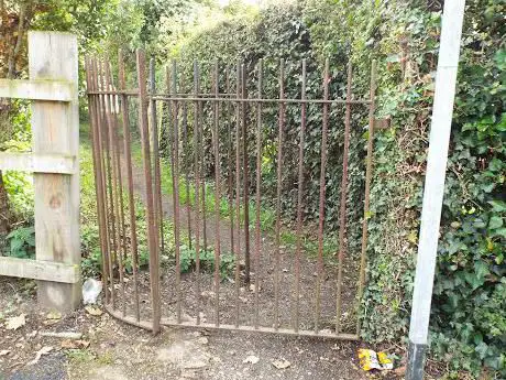Photo de Kissing Gates