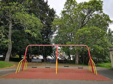 Horsforth Hall Park