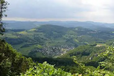 Grenzwanderung mit HÃ¶hle