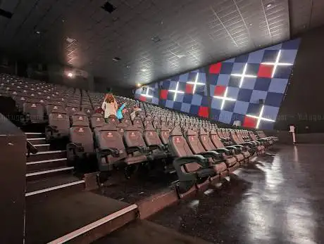 Cinéma Guzzo Méga-Plex Saint-Jean 12 (IMAX)