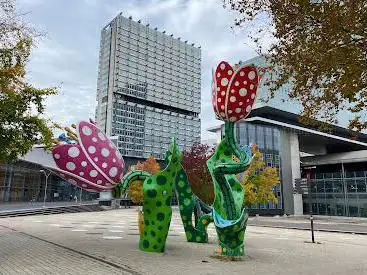 Les Tulipes de Shangri-La - Yayoï Kusama