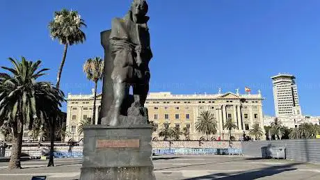 Photo de Monument a Joan Salvat-Papasseit