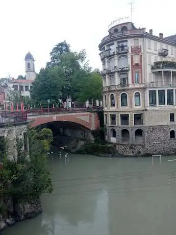 Photo de Ivrea - Ufficio del Turismo