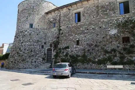 Photo de Palazzo Baronale