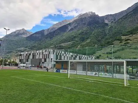 FC Fully Stade de Charnot