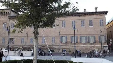VIBRA Spazio Contemporaneo di Idee