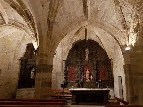 Photo de church of San Pantaleón