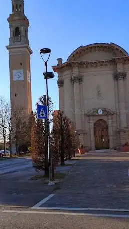 Photo de Chiesa Parrocchiale della Natività della Beata Vergine Maria in Fontane