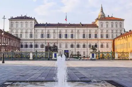 Guida Turistica per Torino e provincia/ Гид в Турине и Пьемонте.