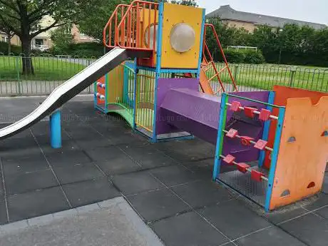 Craiglee Drive Children's Playground