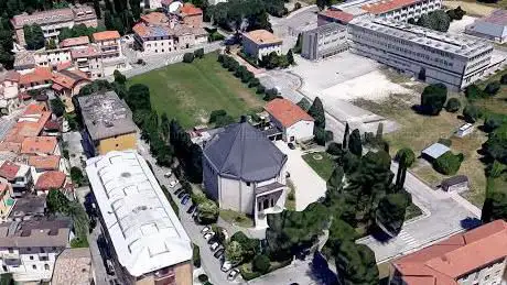 Photo de Church of Saint Philip and James