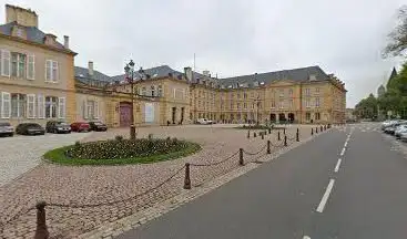 Place de la Prefecture