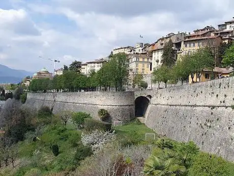 Photo de Baluardo di San Giacomo