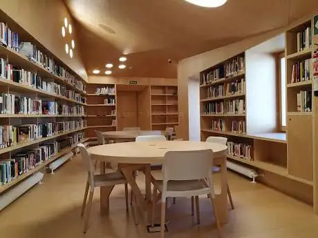 Arquivo Histórico e Biblioteca Pública Municipal de Baiona Sancti Spiritus