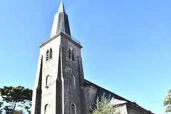 Église catholique Saint-Pierre-ès-Liens à Guînes