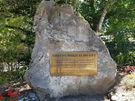 Photo de Monuments Aux Morts