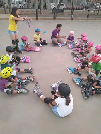 Photo de Sevilla Patina® Â· Parque AlquerÃ­a (Bormujos) Â· Escuela de Patinaje en LÃ­nea