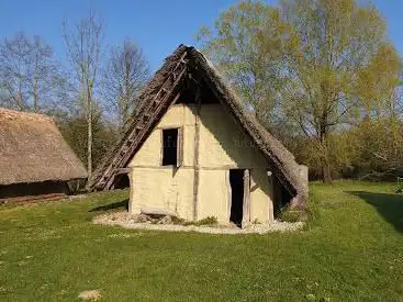 Village Lacustre