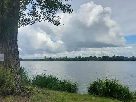 Vista lago inferiore