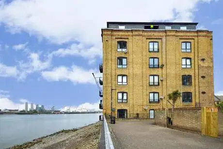 Photo de Cubitt Wharf