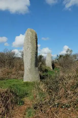 Menhir de Kerouezel