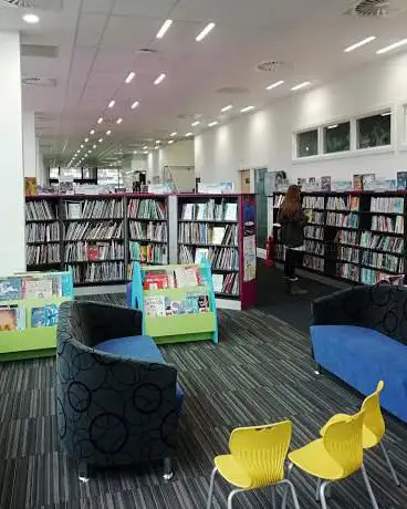 Photo de Newcastle under Lyme Library