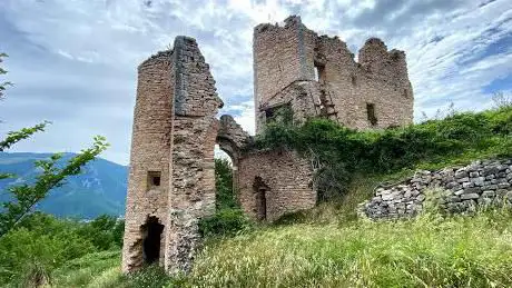Photo de Ruderi del Castello dei Pecorari