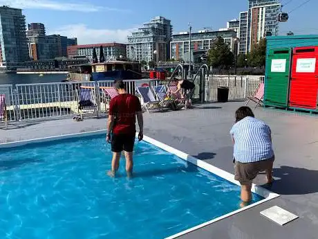 Photo de Love Open Water London Royal Docks