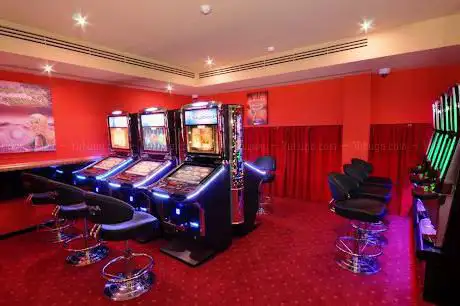 Photo de Admiral Club