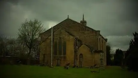 Photo de Holytown Parish Church